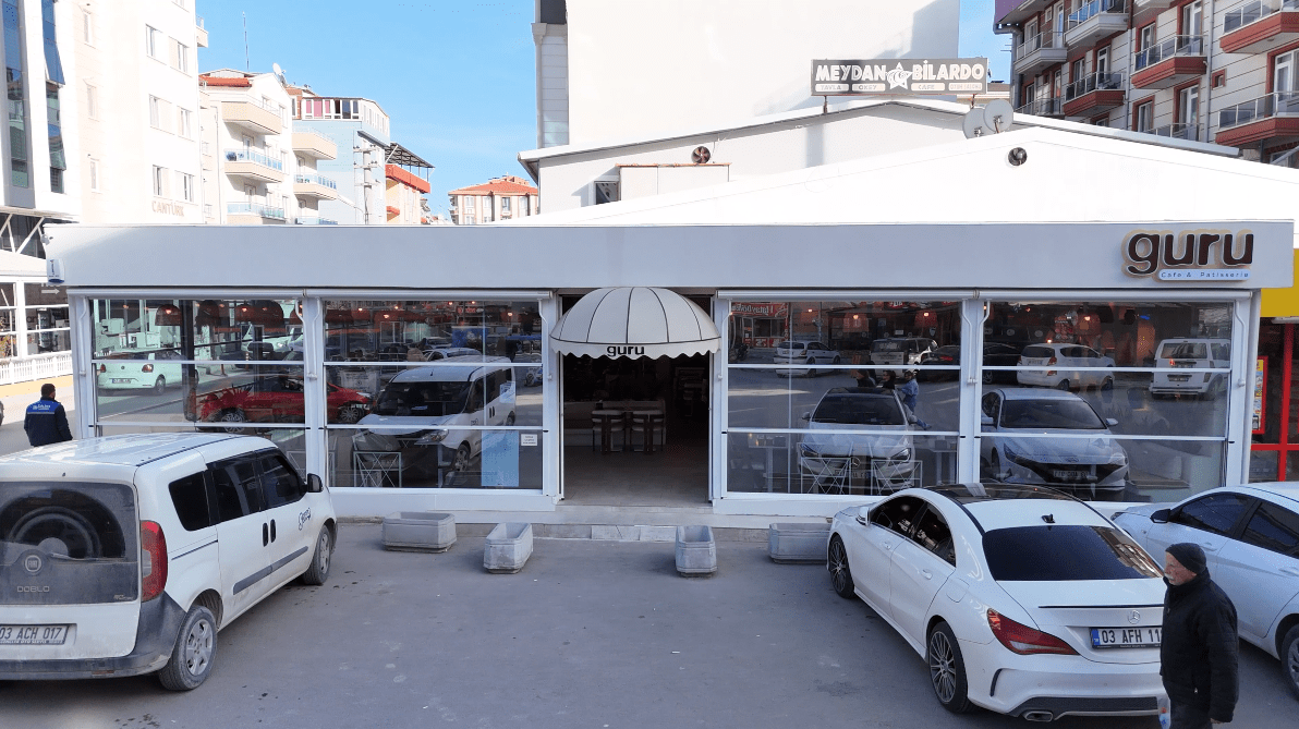 Guru Cafe dış görünümü
